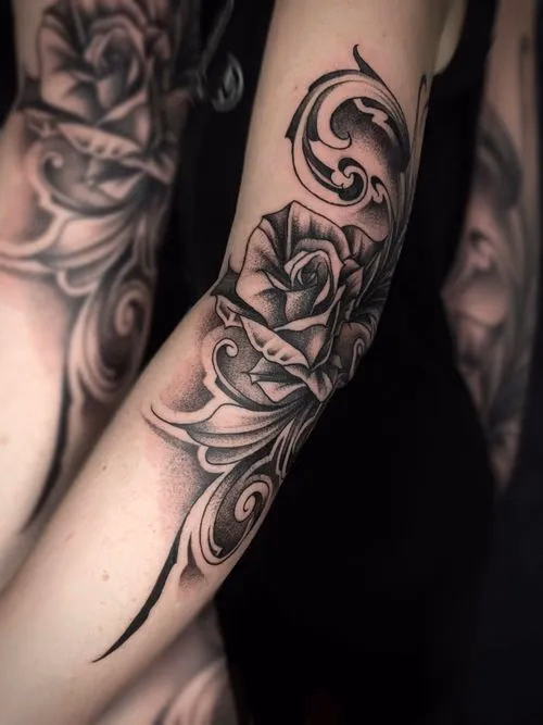 Ausgewählte Tattooarbeit von FINE LINE Tattooing