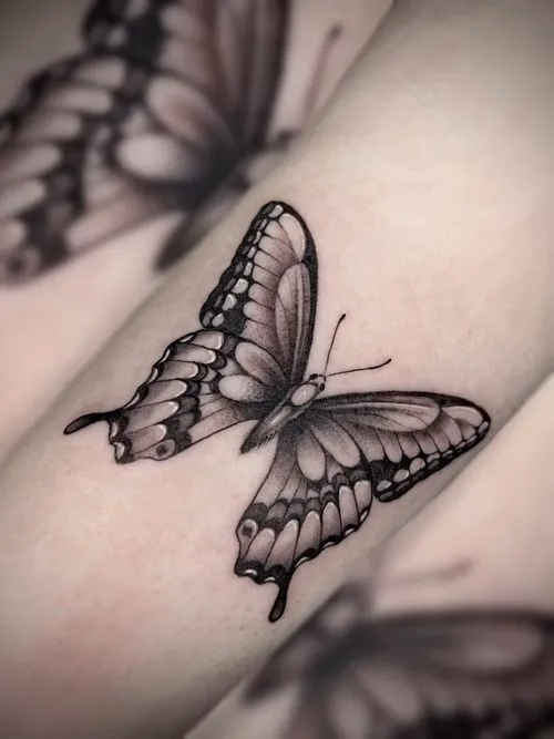 Ausgewählte Tattooarbeit von FINE LINE Tattooing
